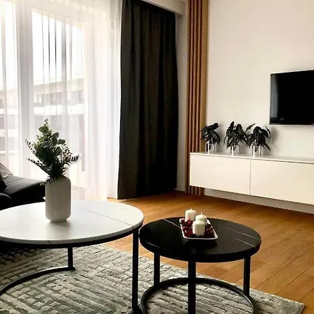 Airport Okecie Premium Apartment